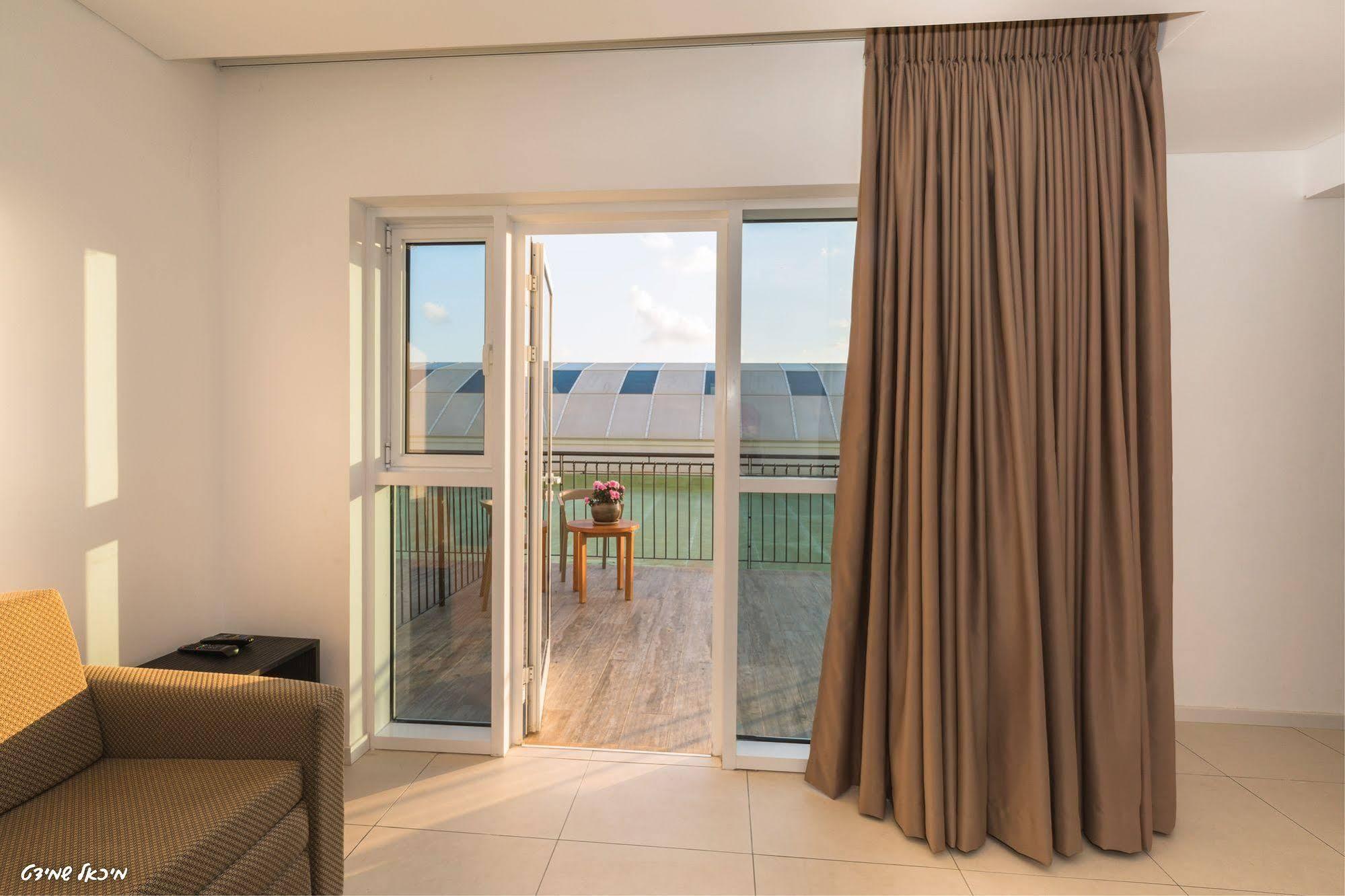 Olive Arena Boutique&Business Hotel-By Ran Hotels Nahariya Exterior photo