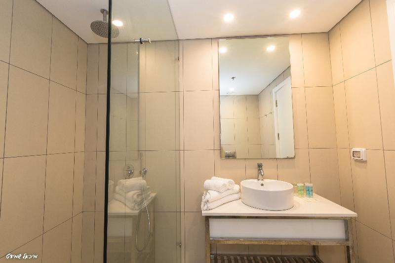 Olive Arena Boutique&Business Hotel-By Ran Hotels Nahariya Exterior photo