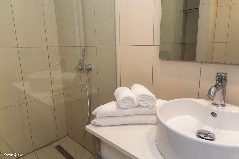 Olive Arena Boutique&Business Hotel-By Ran Hotels Nahariya Exterior photo